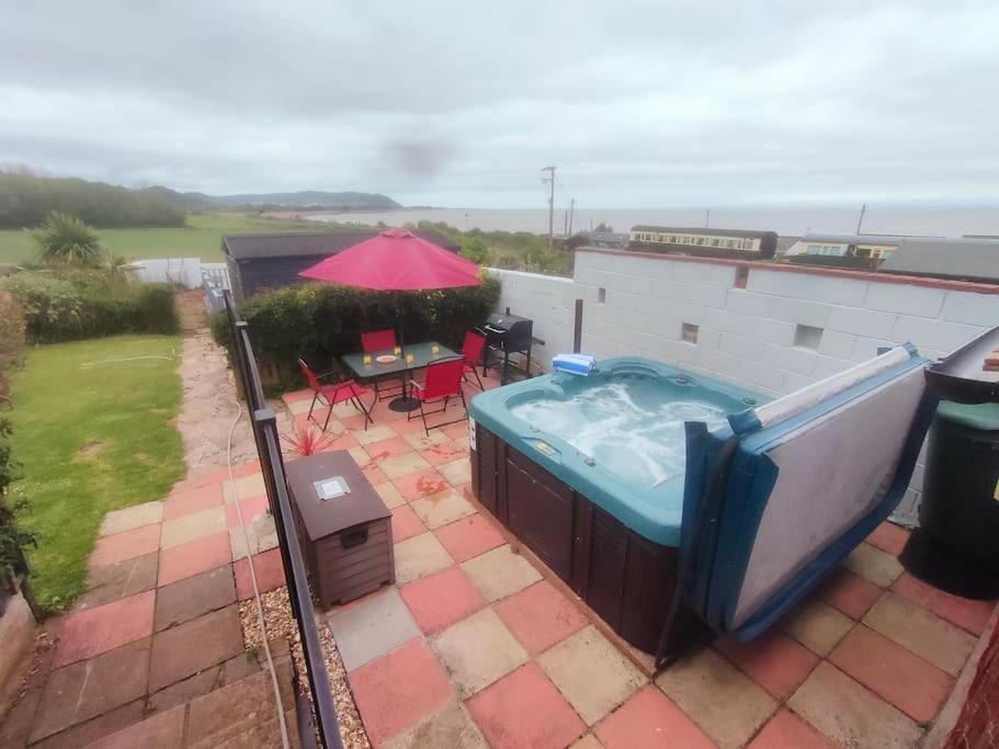Blue Anchor House - Seaview, Hot Tub Apartments Exterior photo
