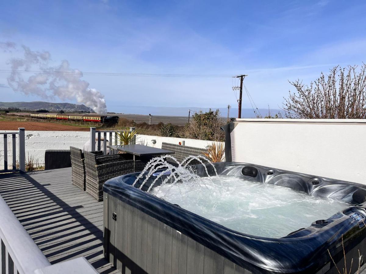 Blue Anchor House - Seaview, Hot Tub Apartments Exterior photo